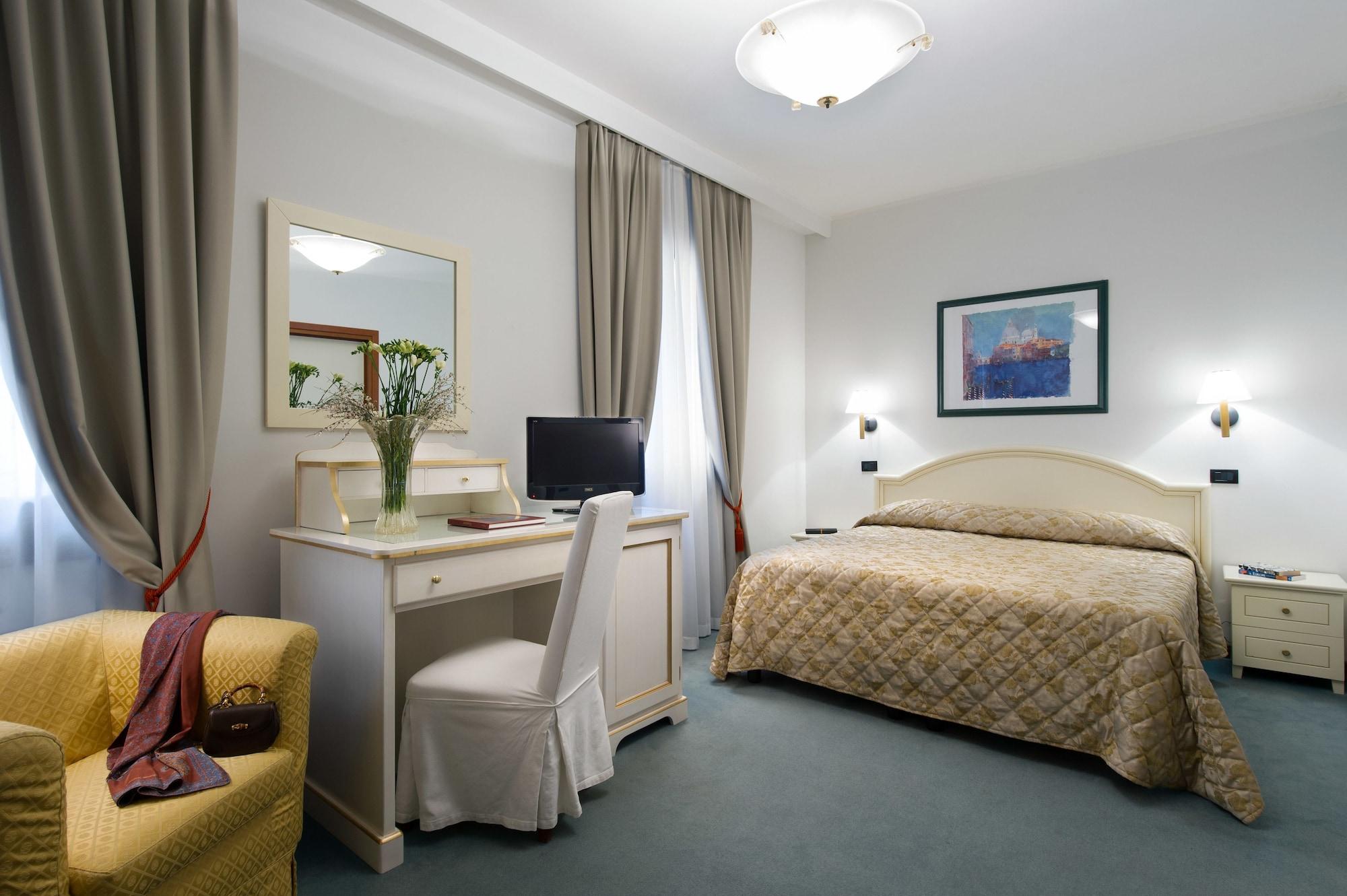 Hotel Carlton Capri Venecia